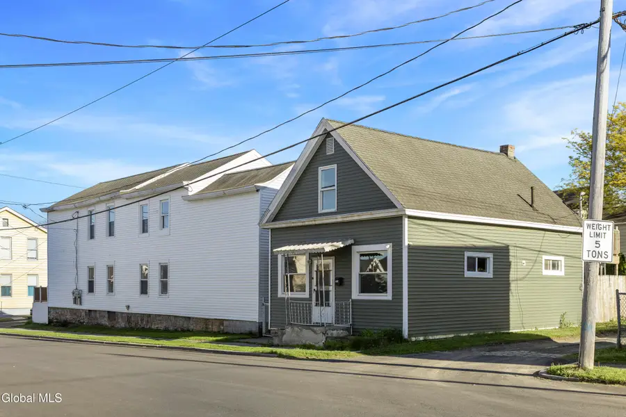 1427 4th Avenue, Watervliet, NY 12189 - #3