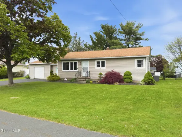 4 Earl Lynn Court, Cohoes, NY 12047