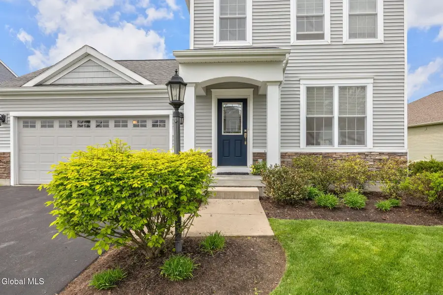 49 Buckingham Lane, Cohoes, NY 12047 - #3