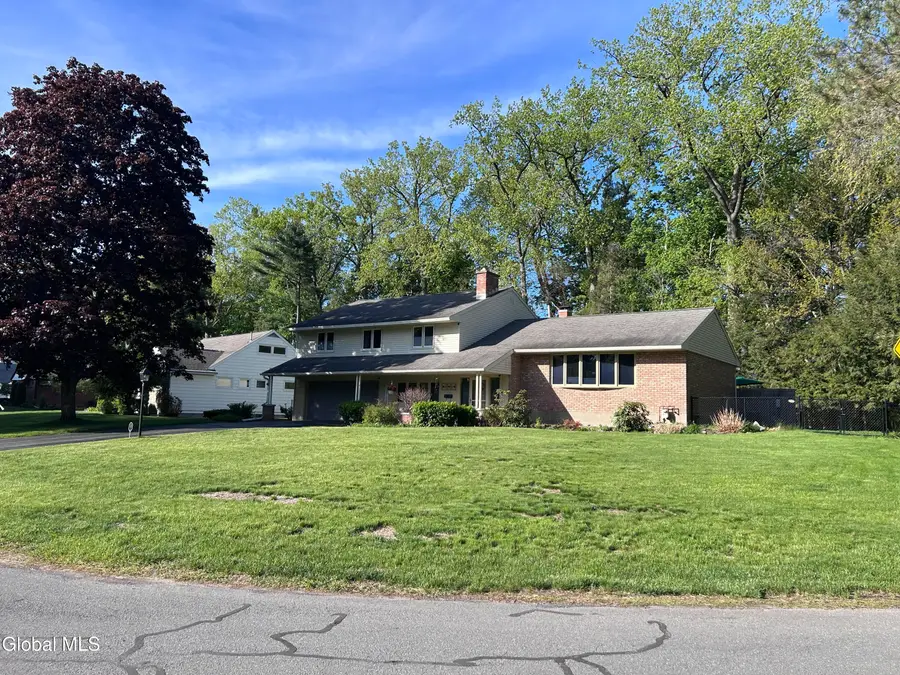 2321 Central Parkway, Schenectady, NY 12309 - #3