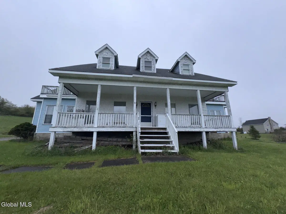 211 Reynolds Road, Fultonville, NY 12072 - #1