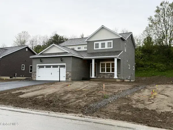 18 Quail Run, Voorheesville, NY 12186