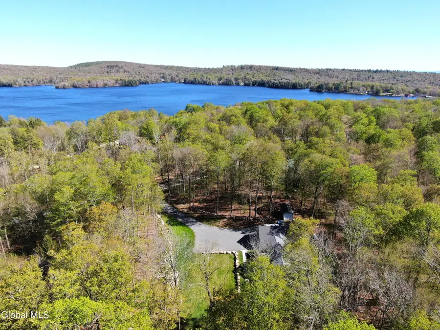 323 N Shore Rd Peck Road, Gloversville, NY 12078 - #3