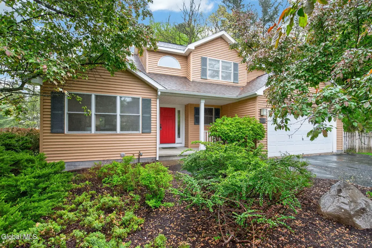 107 Fox Run Drive, Guilderland, NY 12303 - #1