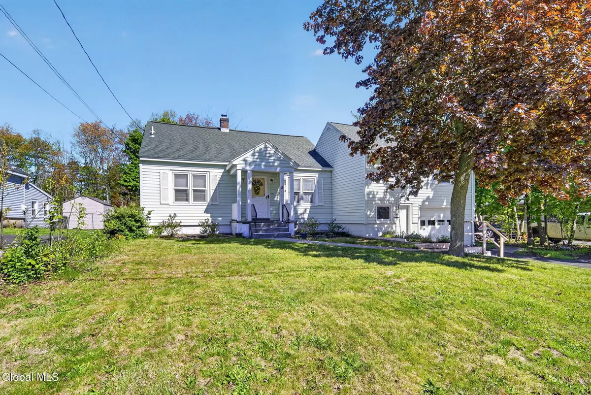 5 Alta Road, Albany, NY 12205 - #1