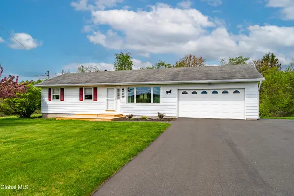 57 Casey Road, Schaghticoke, NY 12154