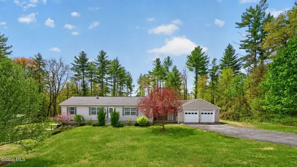 9 Duncan Road, Northumberland, NY 12831