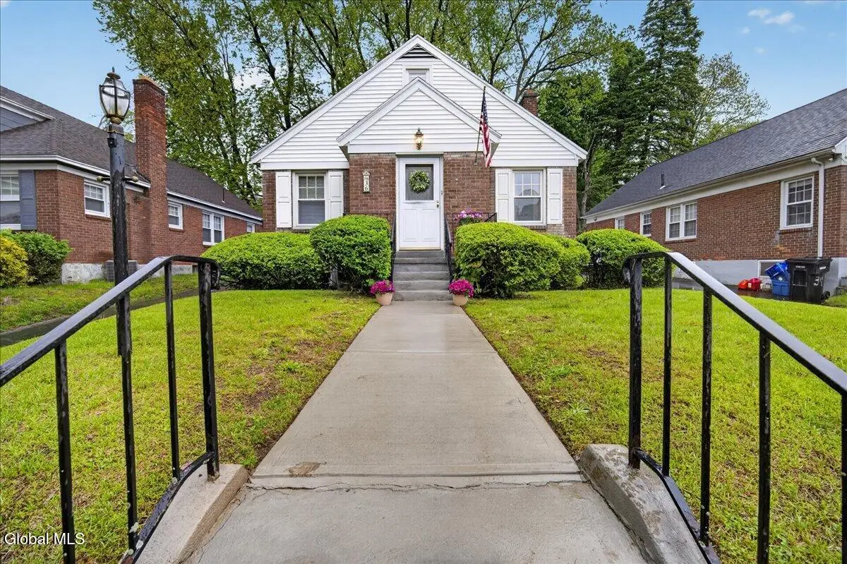 36 Pointview Drive, Troy, NY 12180 - #1