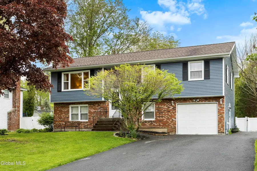28 Vista Lane, Bethlehem, NY 12158 - #2