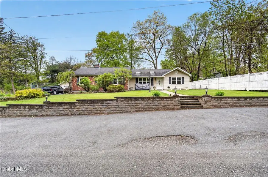 51 S Kellogg Avenue, Schenectady, NY 12304 - #2