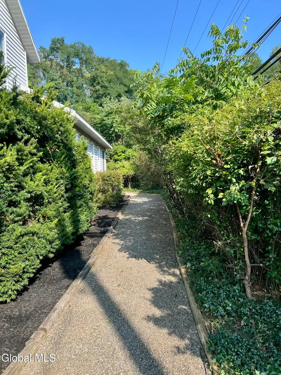 847 Maple Hill Road, Schodack, NY 12033 - #2