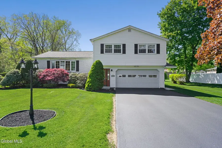 4 Country Fair Lane, Glenville, NY 12302 - #2