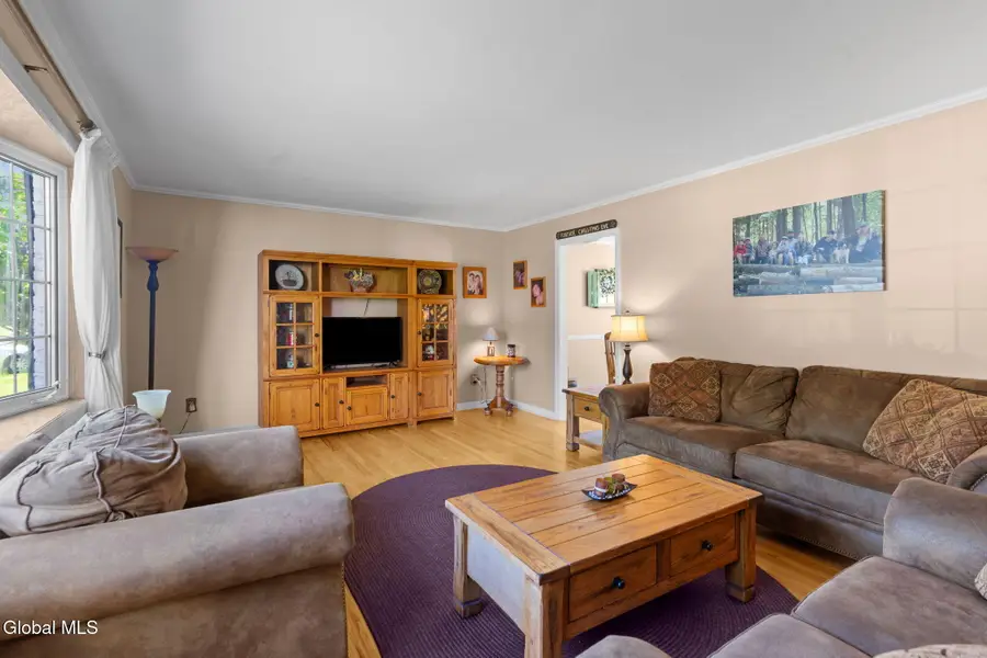 4 Country Fair Lane, Glenville, NY 12302 - #3