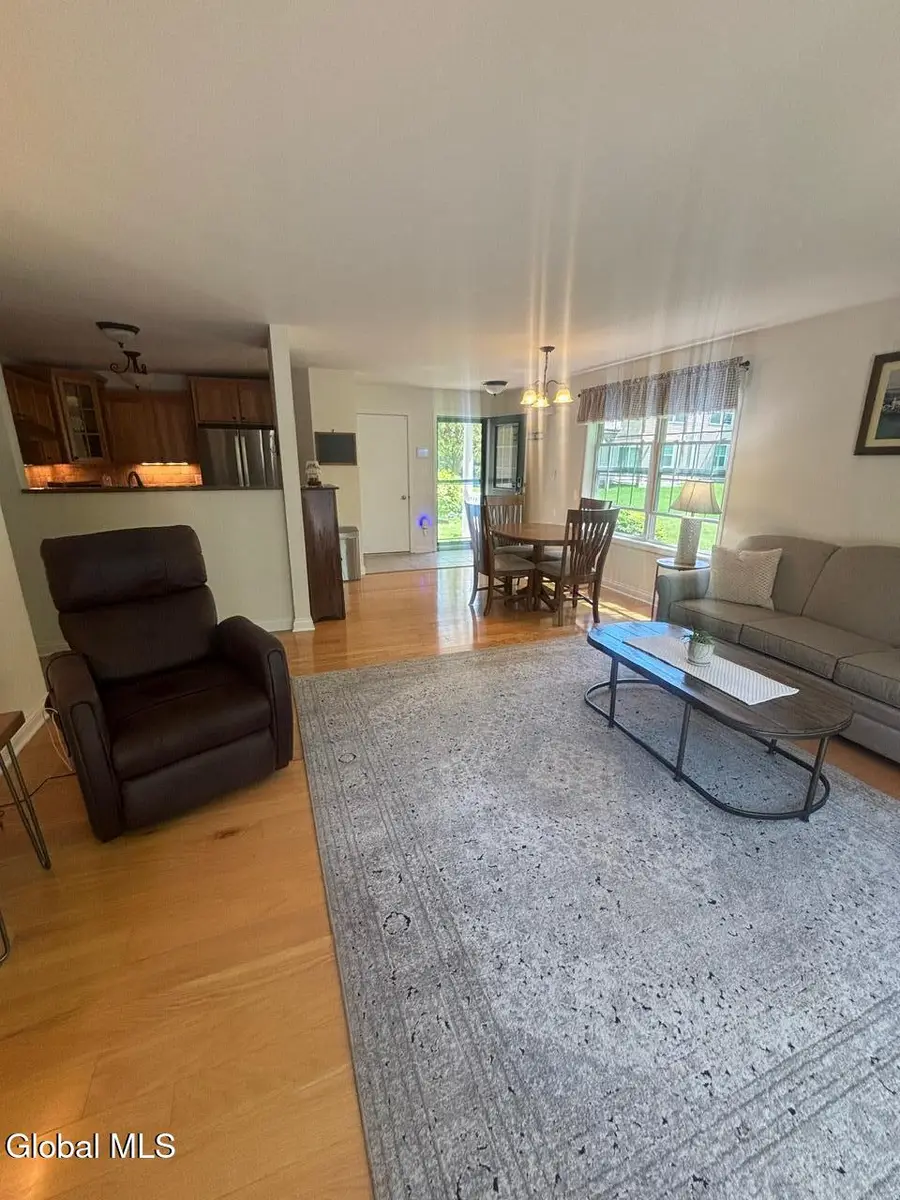 701 Royale Court, North Greenbush, NY 12180 - #3