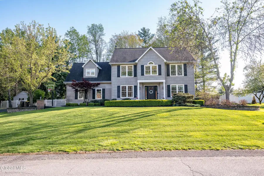 18 County Clare Lane, Niskayuna, NY 12309 - #2