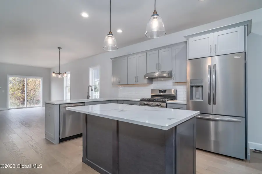 24 Priddle Lane, Colonie, NY 12110 - #2