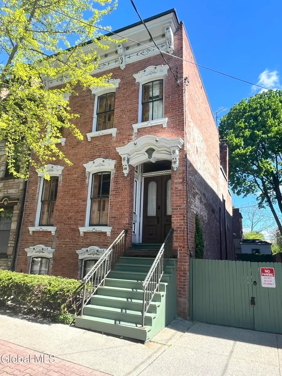 375 Hudson Avenue, Albany, NY 12210 - #3