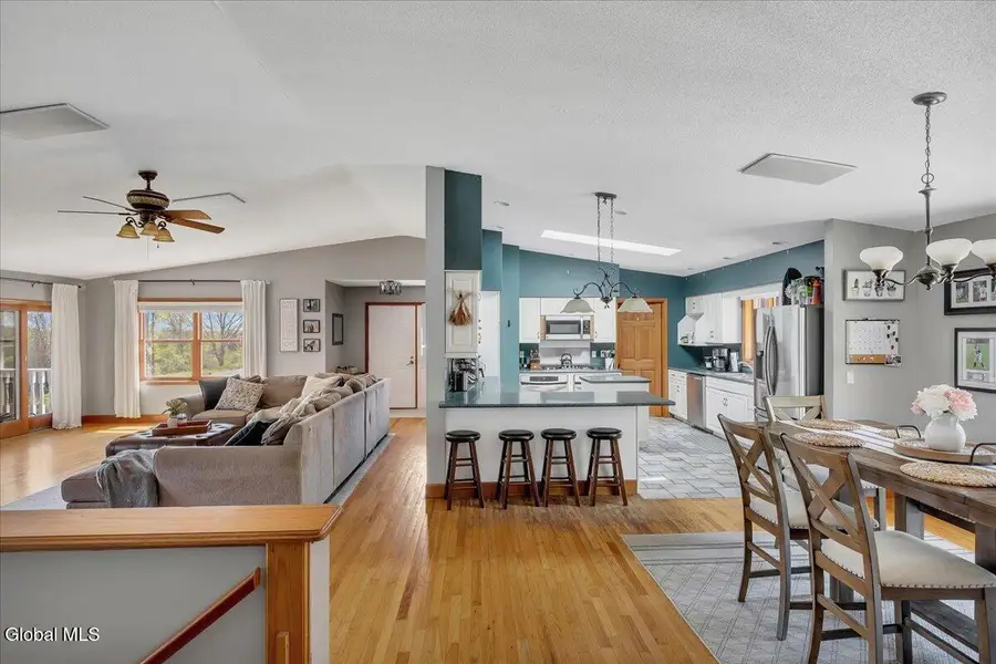 105 Wilrose Lane, Troy, NY 12180 - #3