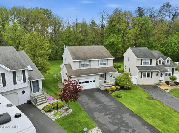41 Wicken Square, Albany, NY 12205