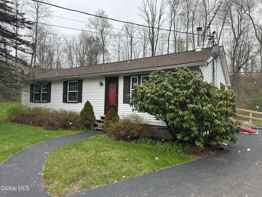 11 Kinderhook Lane, New Lebanon, NY 12125 - #2