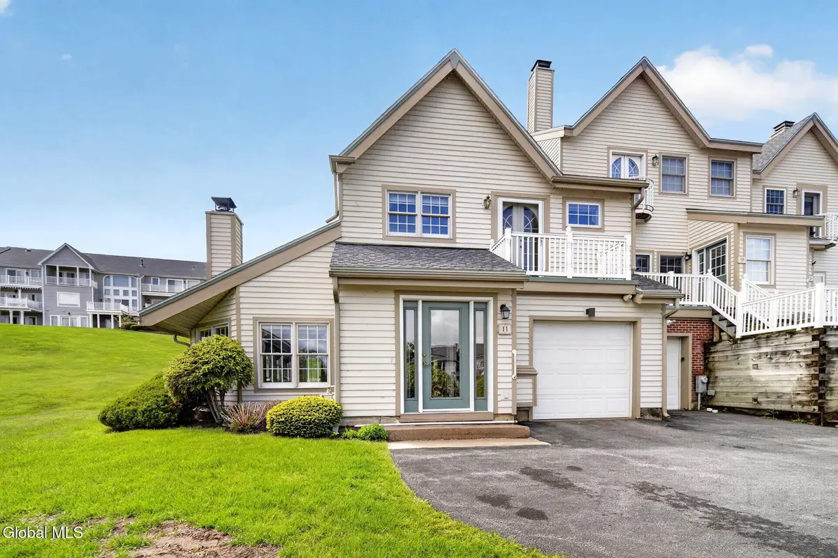 11 Beach Court, Saratoga Springs, NY 12866 - #1
