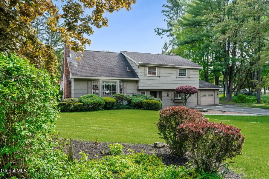 8 Lancaster Drive, Glenville, NY 12302 - #2