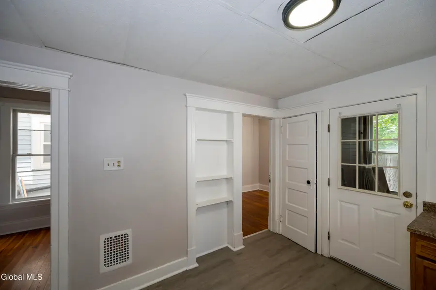 10 Hurlbut Street, Albany, NY 12209 - #3