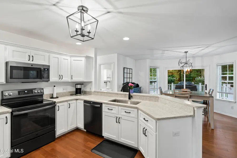 2 Kendall Place, Glenville, NY 12019 - #2