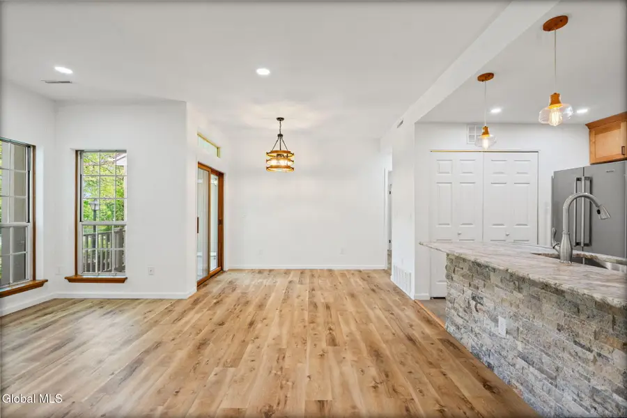 413 Hampton Place Boulevard, North Greenbush, NY 12180 - #3