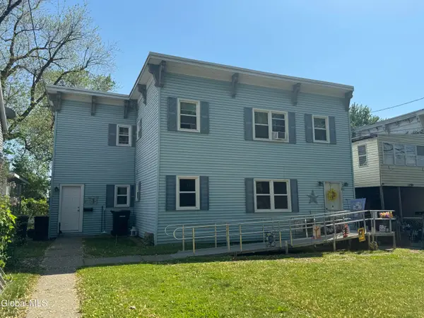 2 Mcloughlin Lane, Troy, NY 12180
