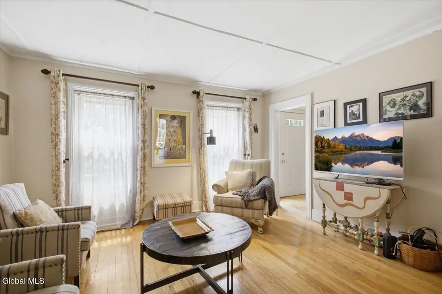 27 Marvin Street, Saratoga Springs, NY 12866 - #3