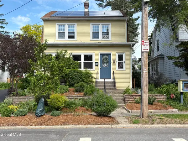 28 Eileen Street, Albany, NY 12203