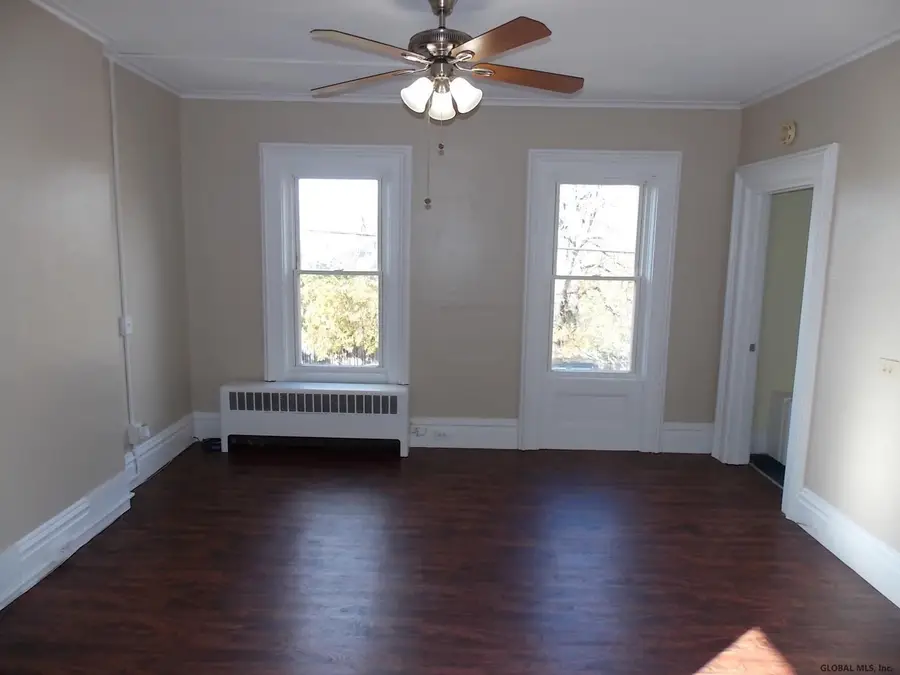 21 River Street #23 River St, Cohoes, NY 12047 - #3