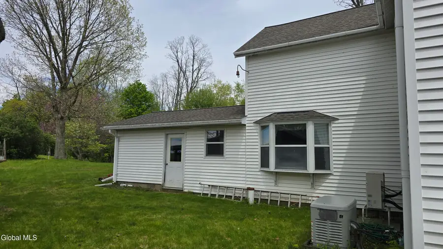 1265 S Schodack Road, Schodack, NY 12033 - #2