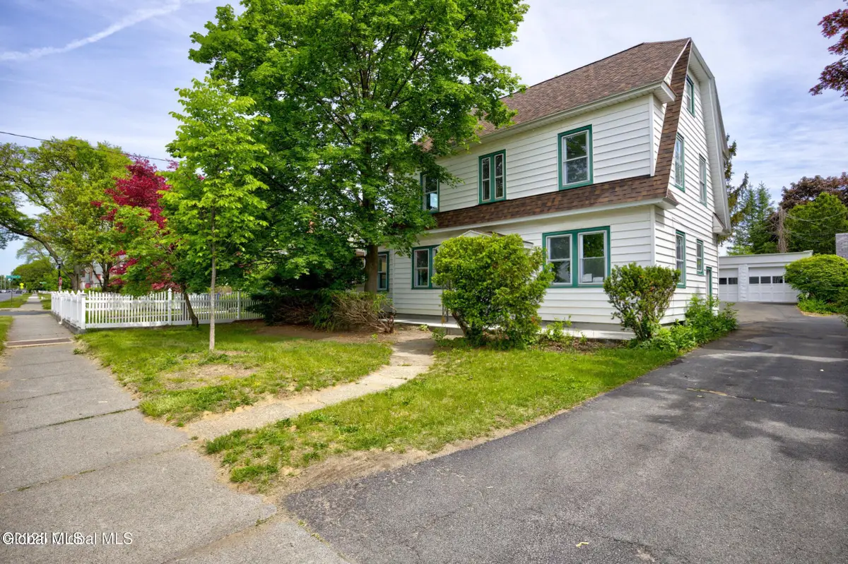979 Washington Avenue, Albany, NY 12206 - #1
