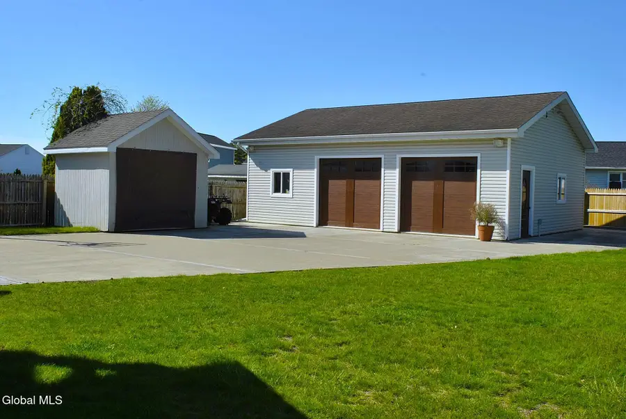 7 Adare Road, Troy, NY 12180 - #2