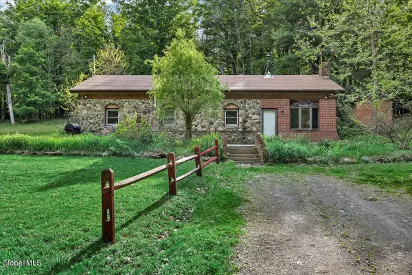 146 Stonebridge Rd Extension, Durham, NY 12423