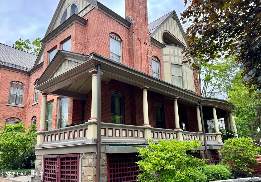 605 N Broadway, Saratoga Springs, NY 12866 - #3