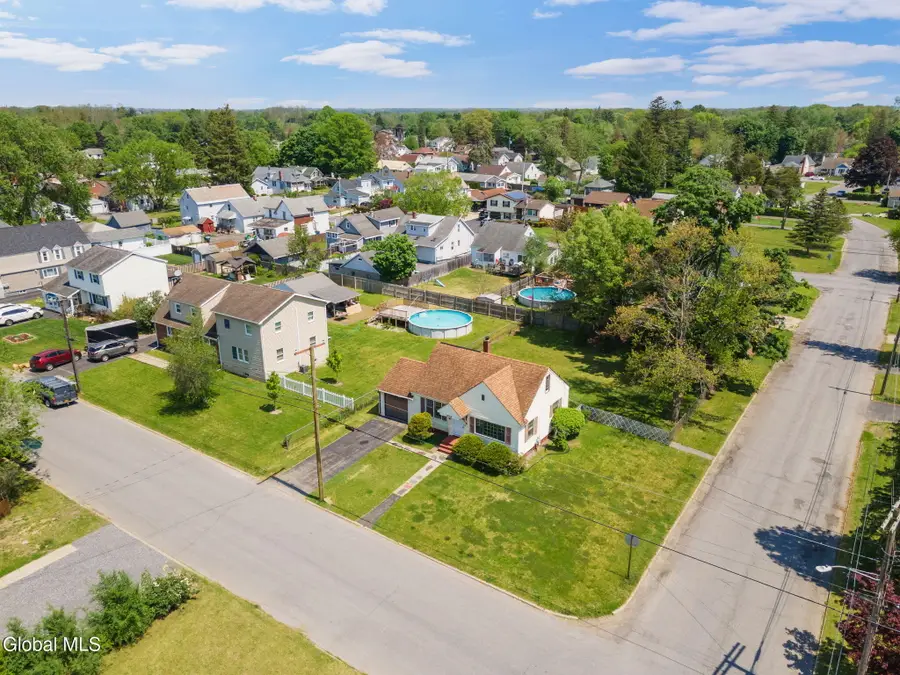 2644 Van Dyke Avenue, Rotterdam, NY 12306 - #2