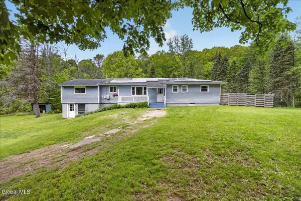 5671 Parkis Mills Road, Galway, NY 12074