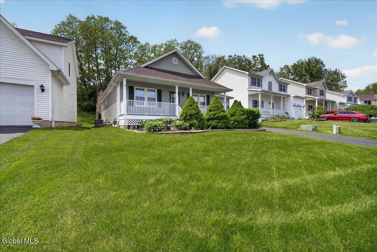 23 Victoria Way, Albany, NY 12209 - #1