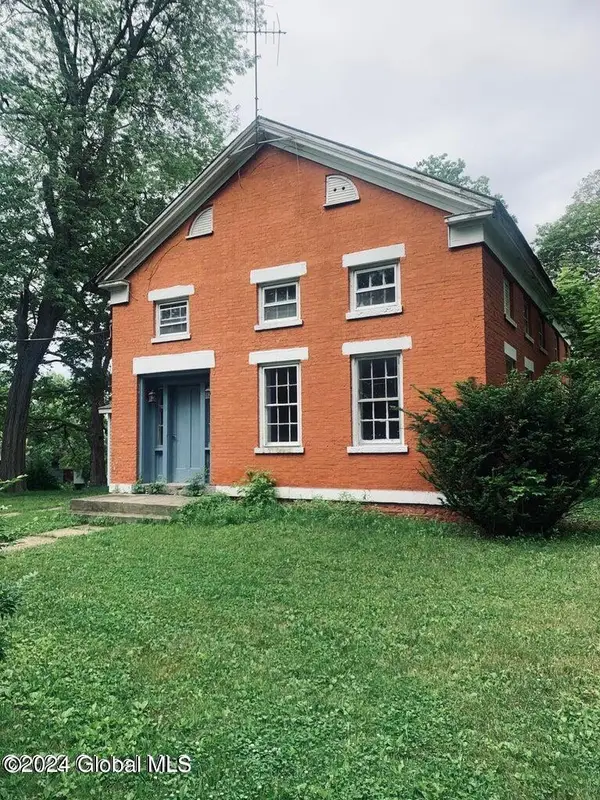 136 Schuurman Road, Castleton-on-Hudson, NY 12033