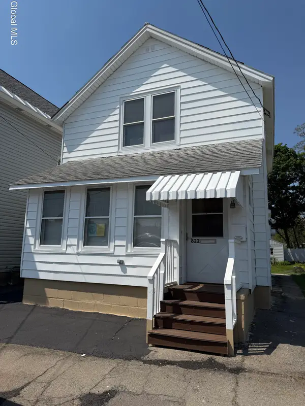 822 Sargent Place, Schenectady, NY 12303