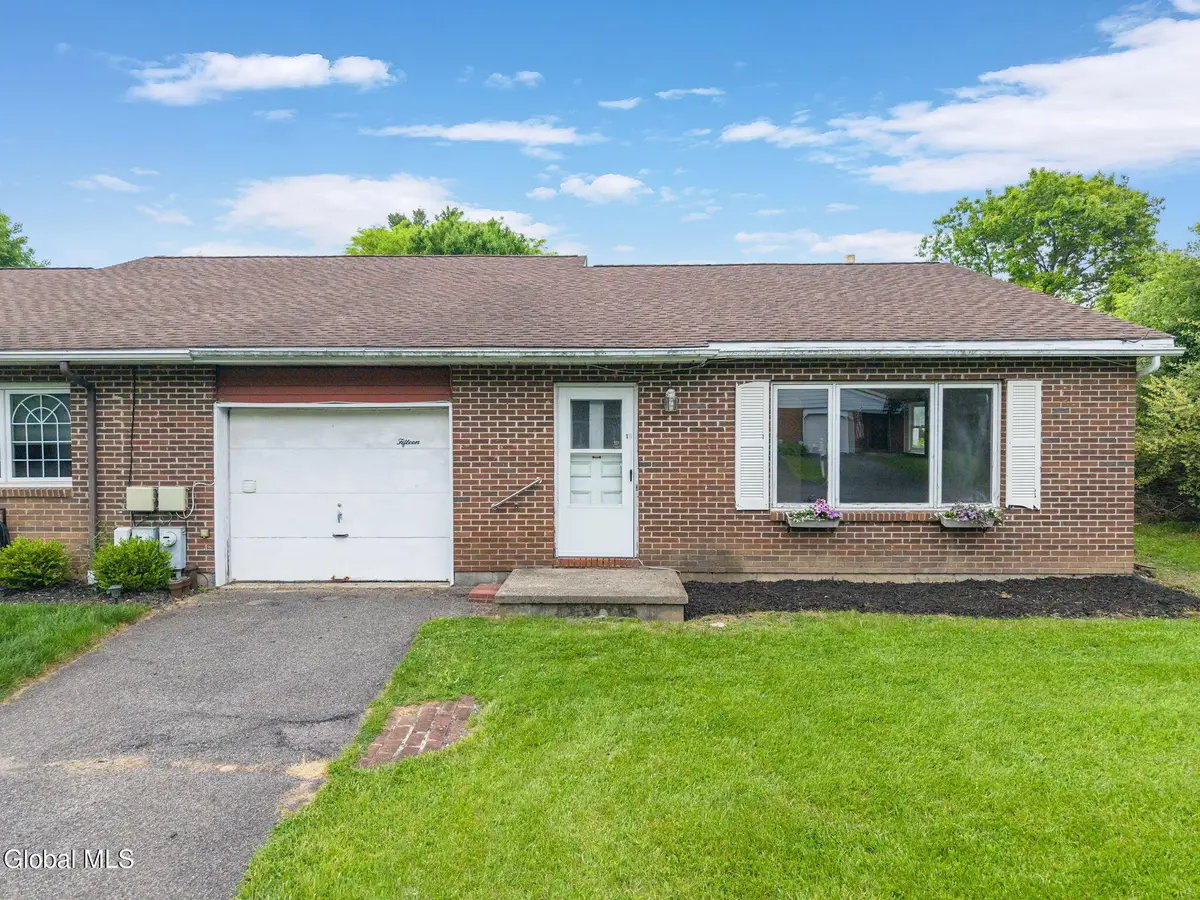 15 Olympian Drive, Slingerlands, NY 12159 - #1