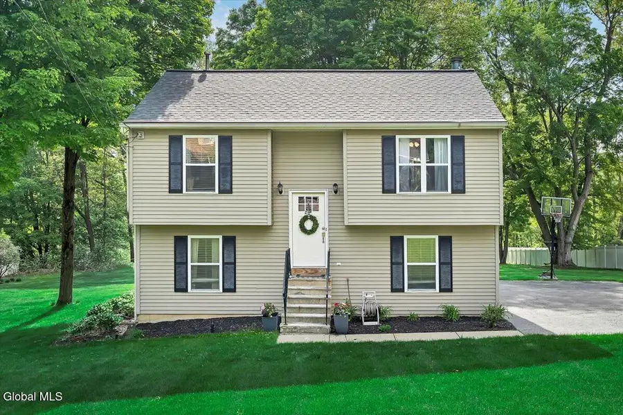 160 Maple Avenue, Glenville, NY 12302 - #3