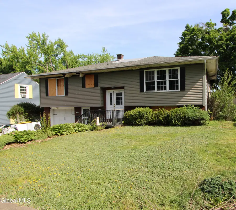 247 Pinehurst Avenue, Hampton Manor, NY 12144 - #2