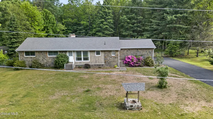 12 Maurice Lane, Clifton Park, NY 12065 - #2