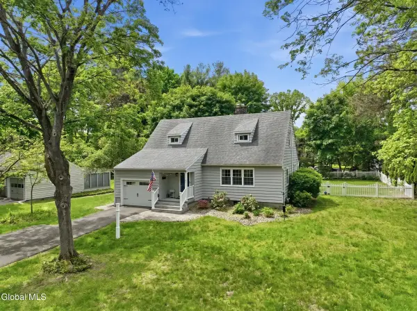 87 Murray Avenue, Bethlehem, NY 12054