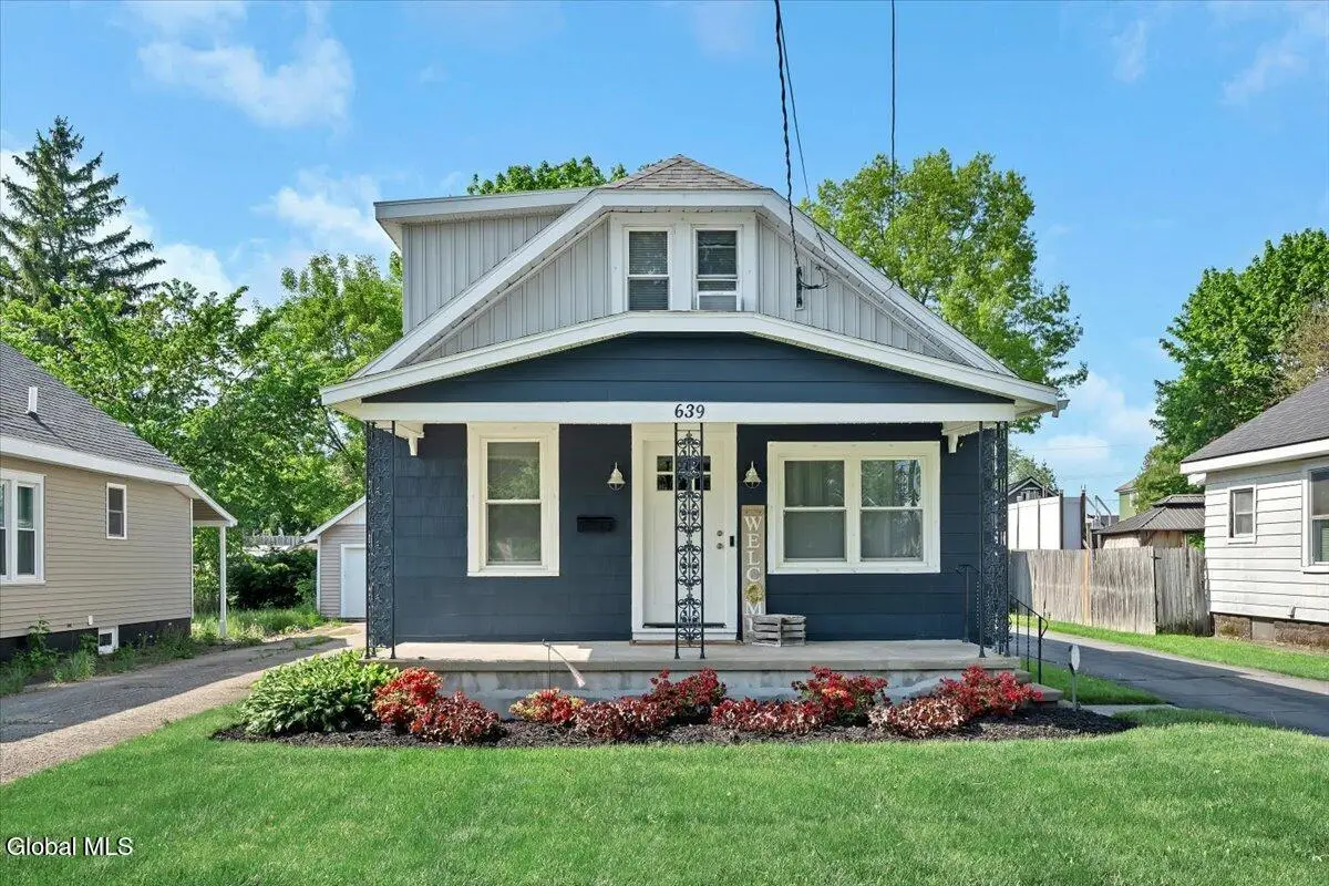 639 Poutre Avenue, Rotterdam, NY 12306 - #1