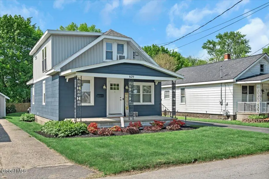 639 Poutre Avenue, Rotterdam, NY 12306 - #3